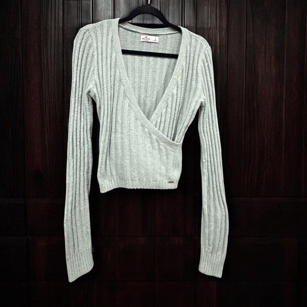 Hollister Light Mint Green Ribbed V-Neck Wrap Sweater